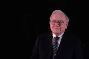 Warren Buffett Confronts the Musk Pay Paradigm: What His Warning Reveals About the Future of Innovation
