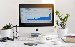 Netflix Stock: Price, Split Speculation, and the Latest Downturn