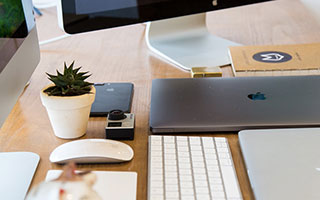 Netflix Stock: Price, Split Speculation, and the Latest Downturn